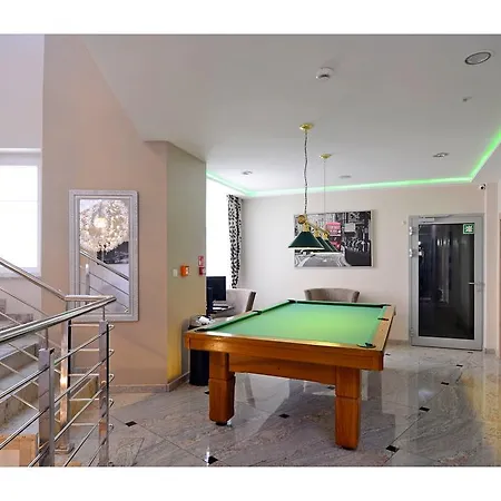 Hostal 3