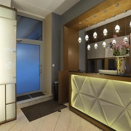 3 Hostal